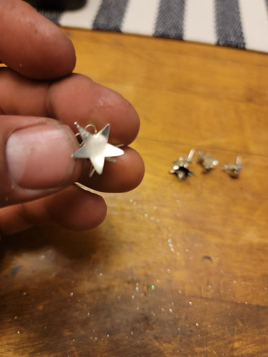 Earring star plain