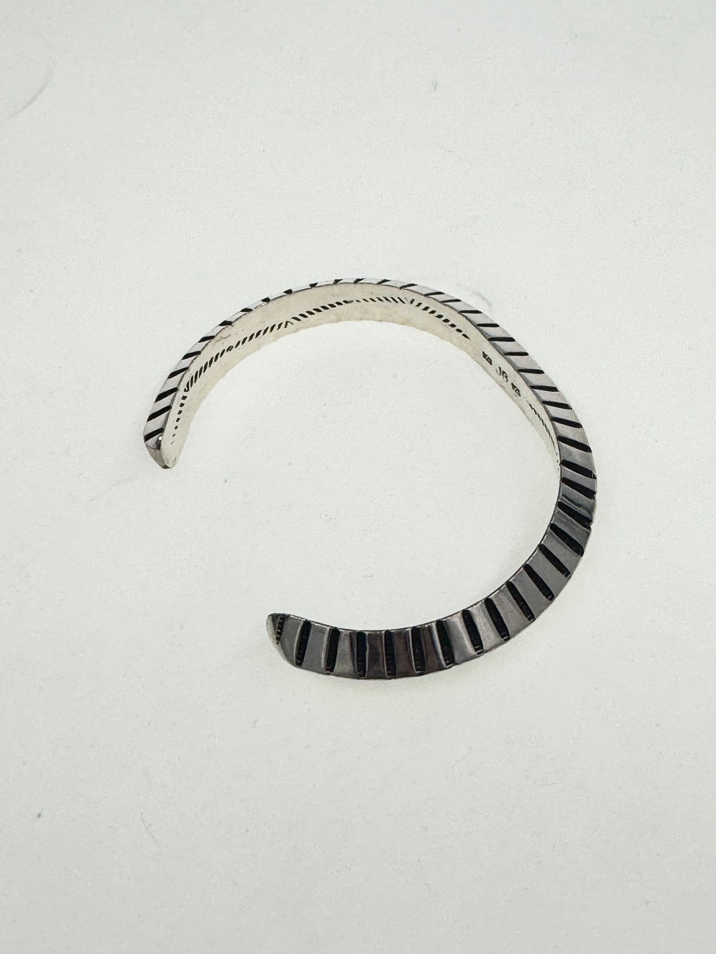 Triangle Wire Bracelet with thick line stamping