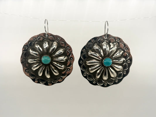 Dangle Round Concho