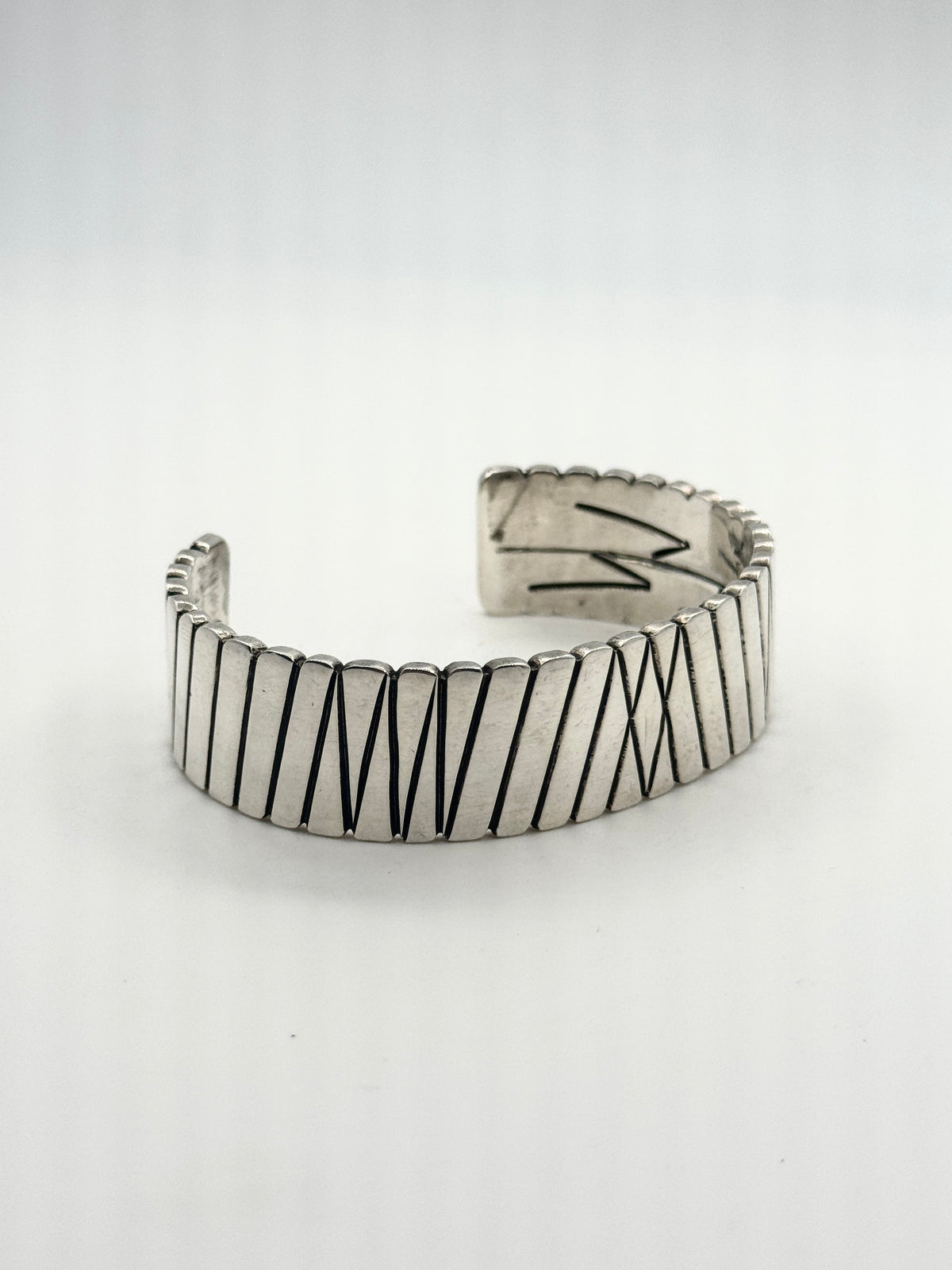 Large Diagonal Lines Bracelet