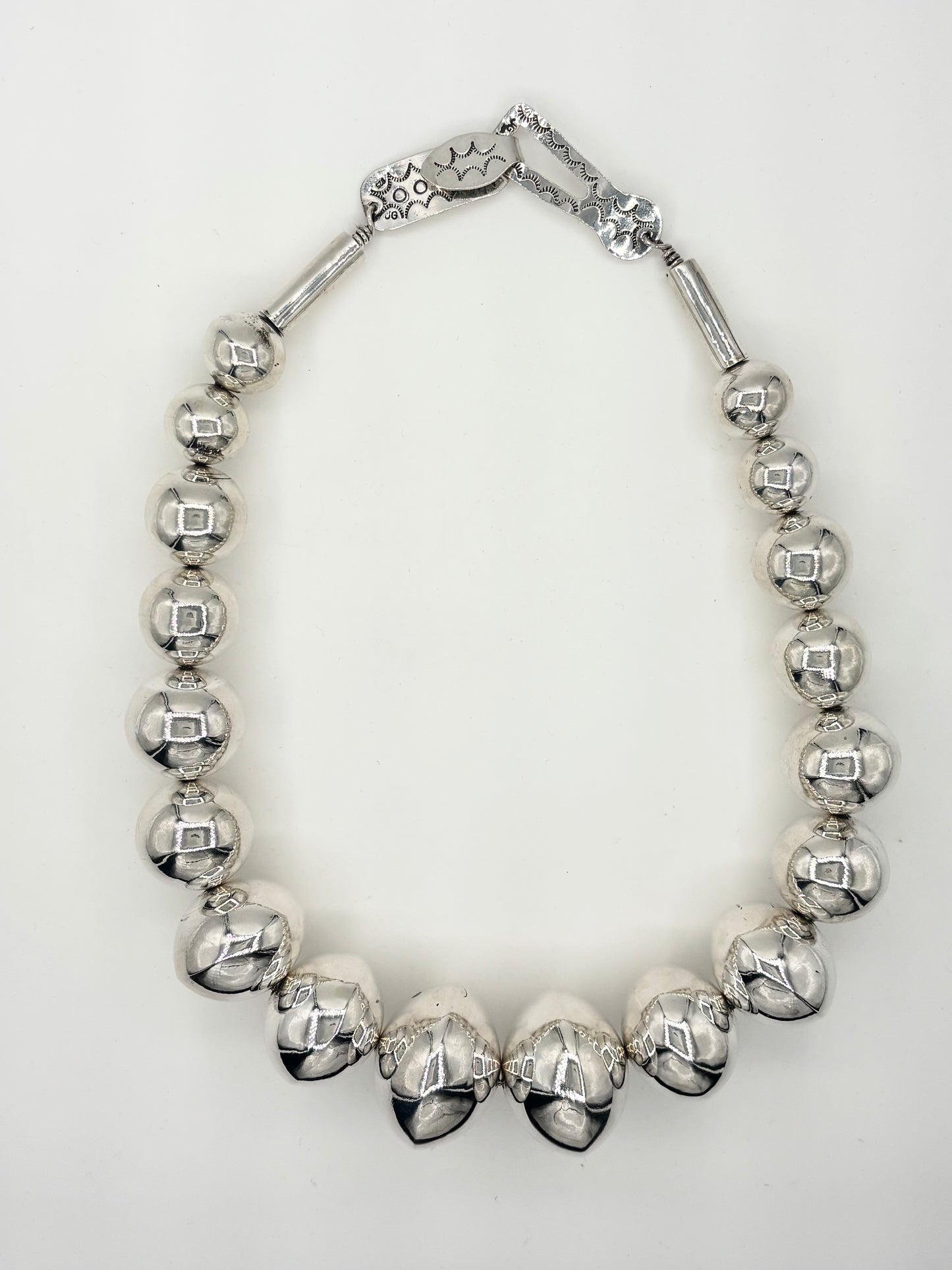 Extra Large Graduated Bead Necklace 24 Inch