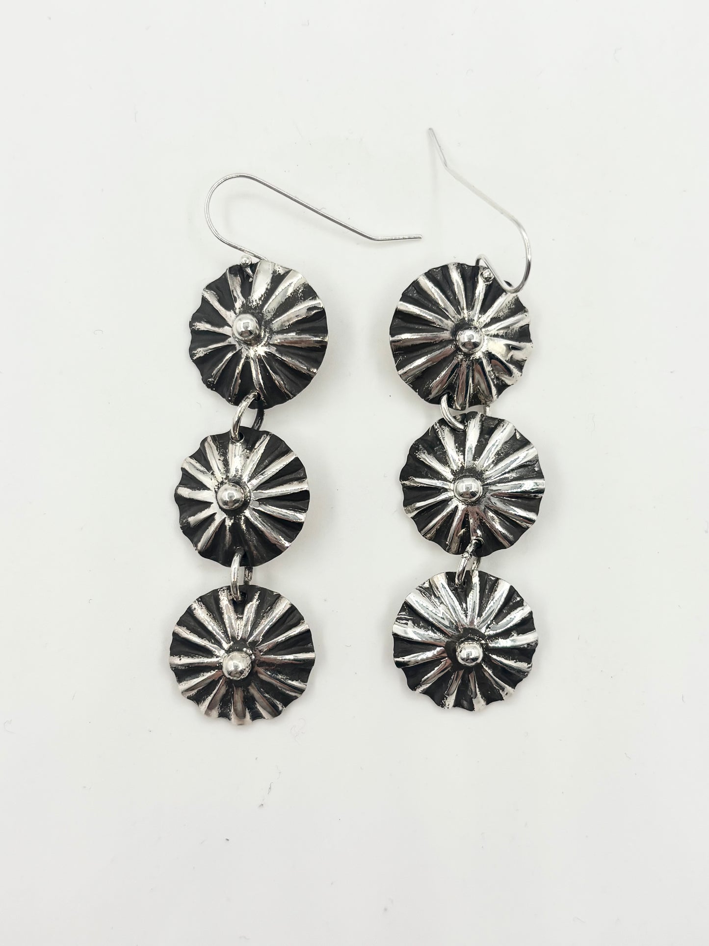 Dangle Triple Flower Concho