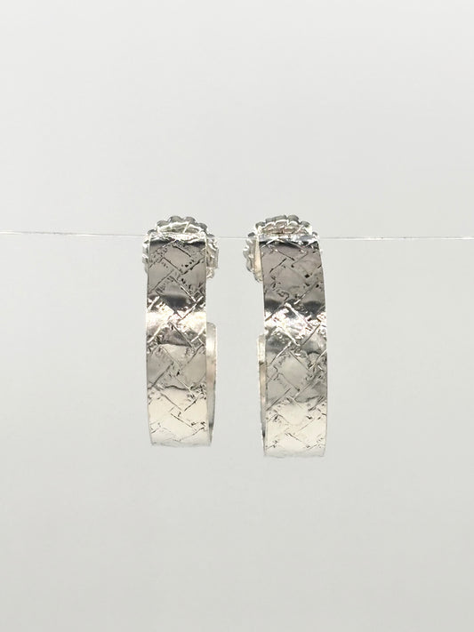 Small/Thin Hoop Textured Post