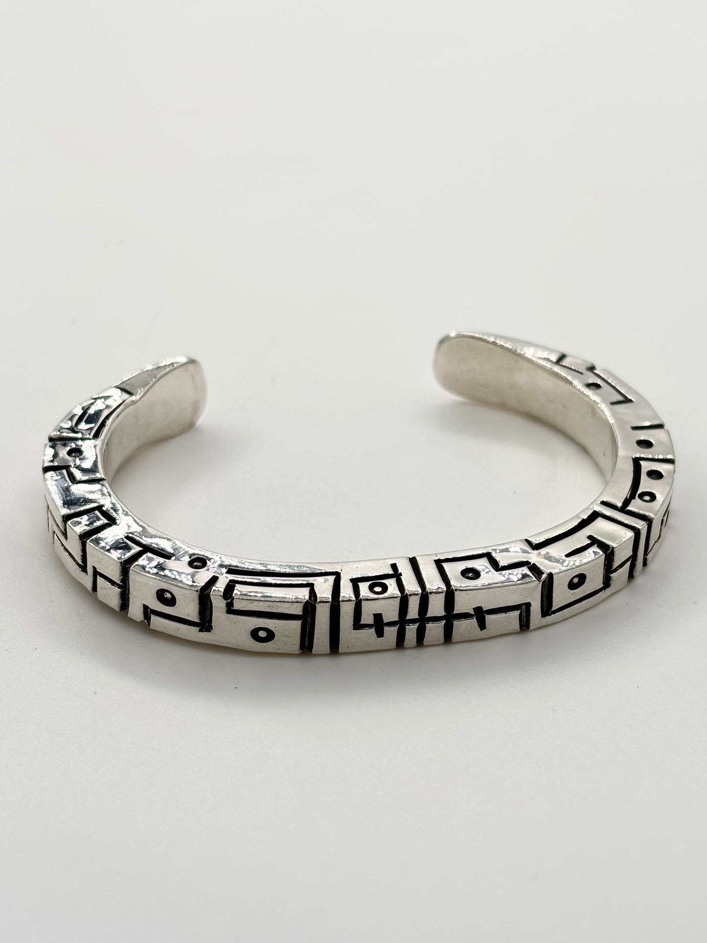 Extra Large Square Pueblo Design