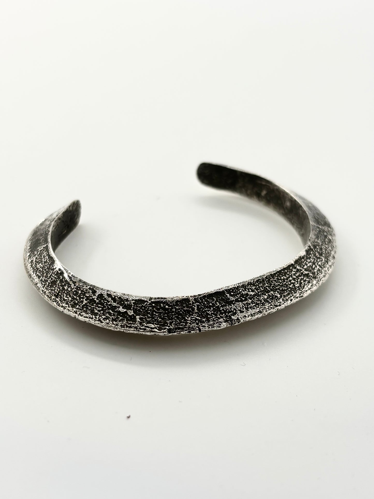 Tufa Cast Medium Triangle Bracelet