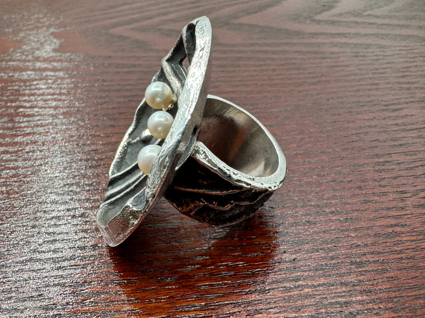 Tufa Ring with Pearl